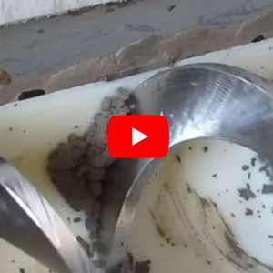 Shaftless screw conveyor for sludge after belt press